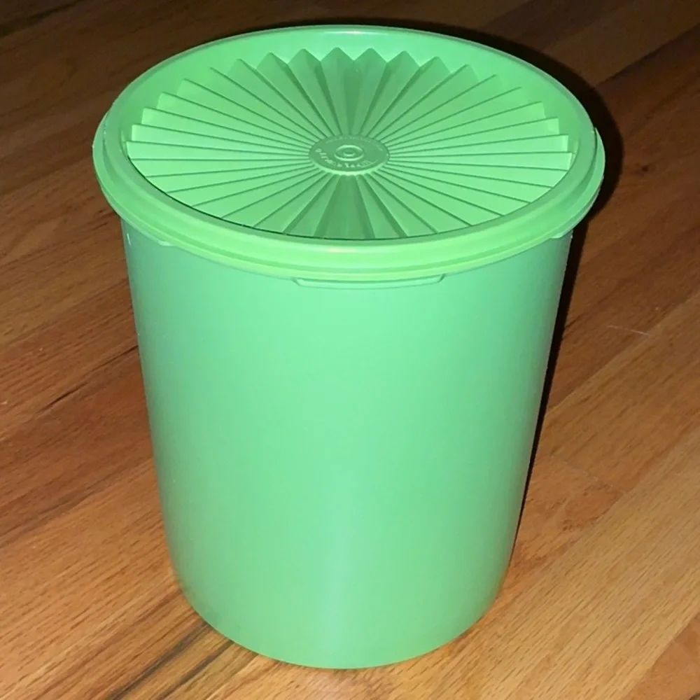 Tupperware Vintage Servalier Canister Set of 4 Green